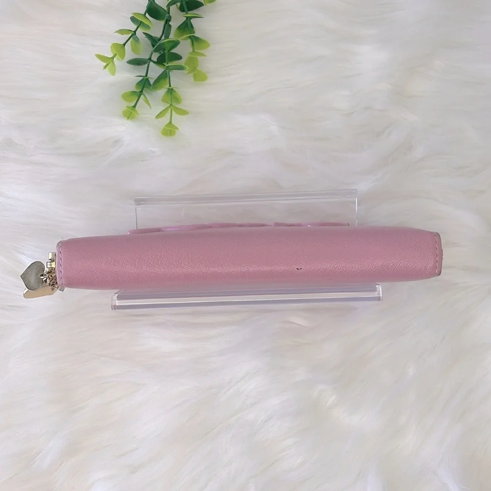 Samantha Thavasa Pink “Love”‎ Zippy Wallet